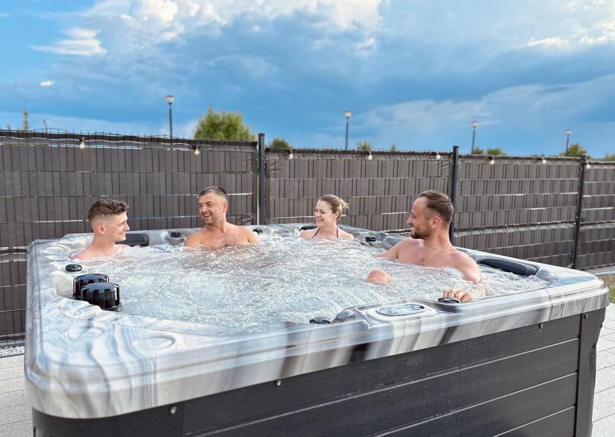 Holistic Hotel Солец-Здрой Екстериор снимка